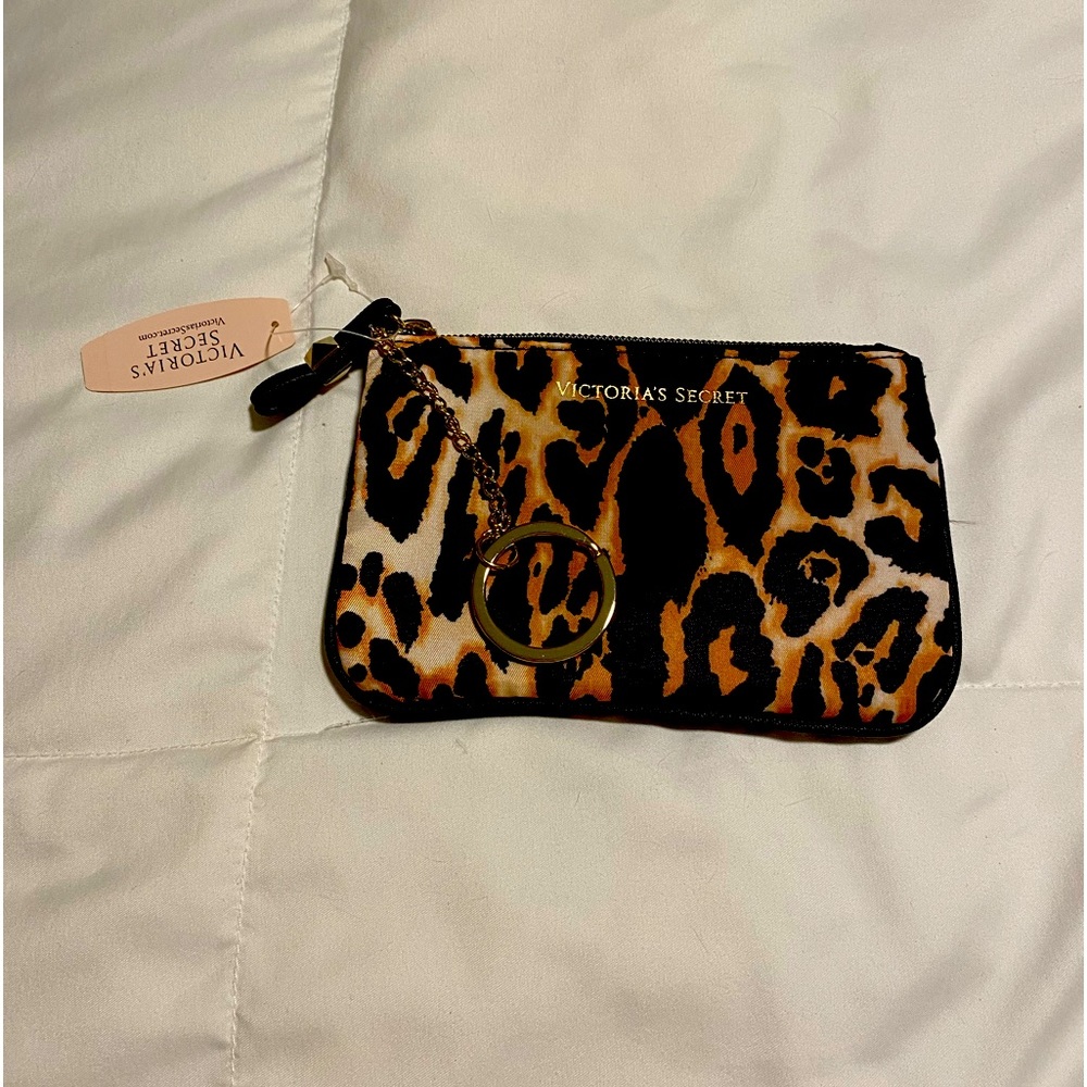 Victoria Secret keychain w/mini zippered pouch. NWT.